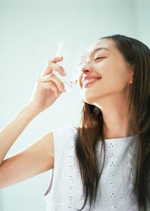 美しさと自己表現の新たな扉！新潟でクマ取り・小顔治療・鼻整形を受けるならまるやま美容クリニック！